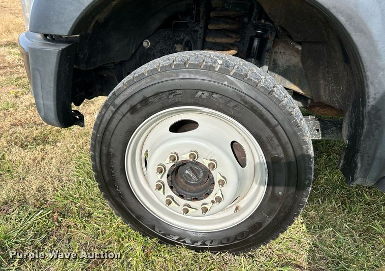 image for item NR9495 2016 Ford F550 Super Duty  bucket truck