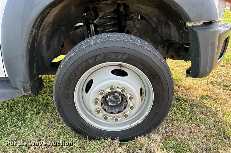 image for item NR9495 2016 Ford F550 Super Duty  bucket truck