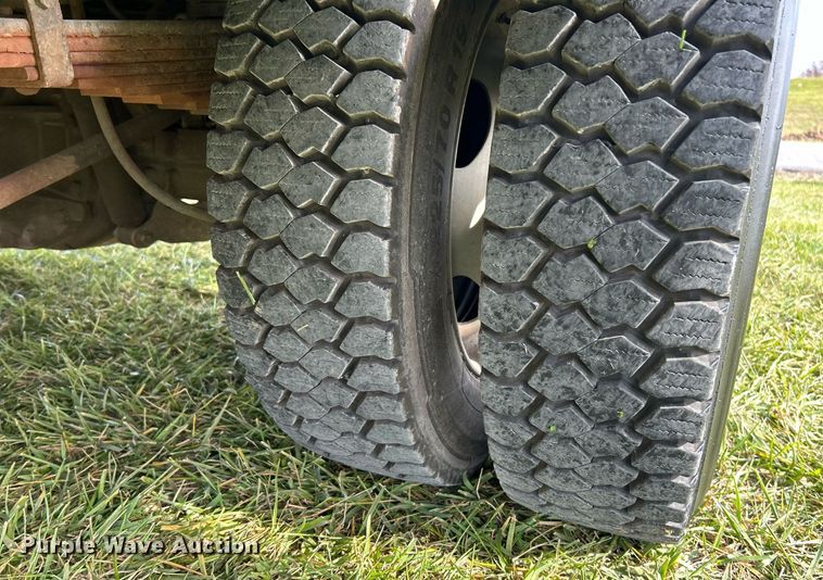 image for item NR9495 2016 Ford F550 Super Duty  bucket truck