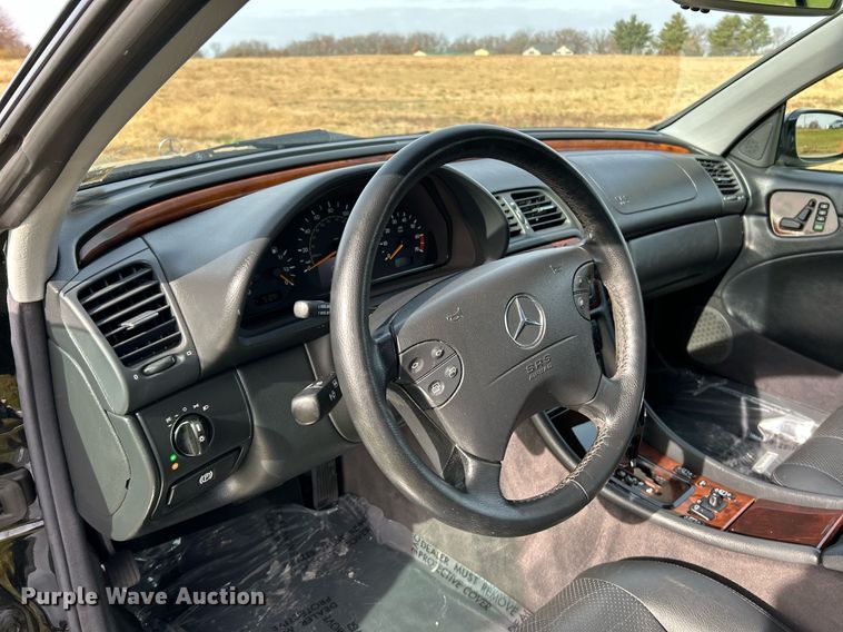 image for item NR9496 2002 Mercedes Benz CLK 320  Convertible