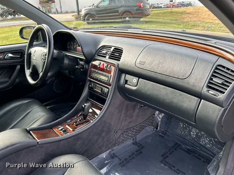 image for item NR9496 2002 Mercedes Benz CLK 320  Convertible