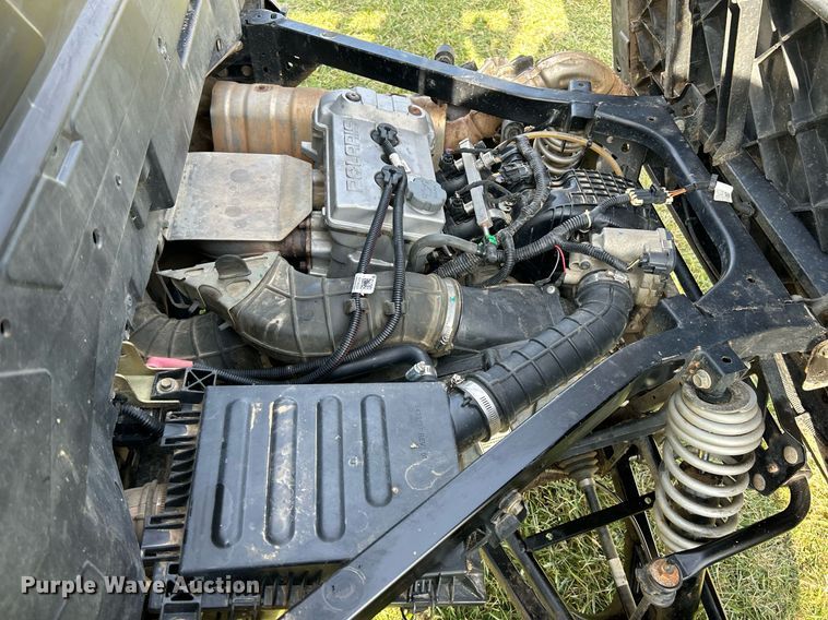 image for item NR9501 2015 Polaris Ranger 900 Crew  utility vehicle