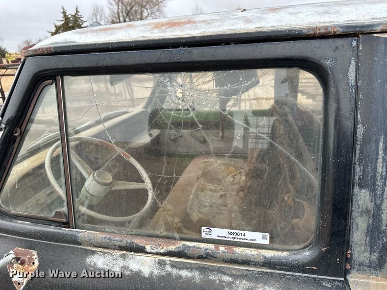 image for item NS9014 1963 Chevrolet Greenbrier  van