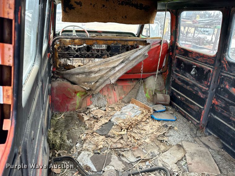 image for item NS9014 1963 Chevrolet Greenbrier  van