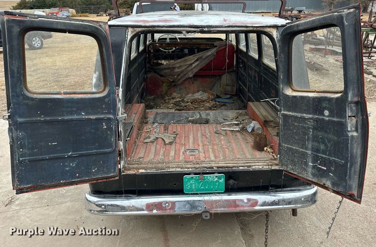 image for item NS9014 1963 Chevrolet Greenbrier  van