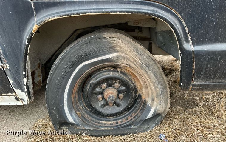 image for item NS9014 1963 Chevrolet Greenbrier  van