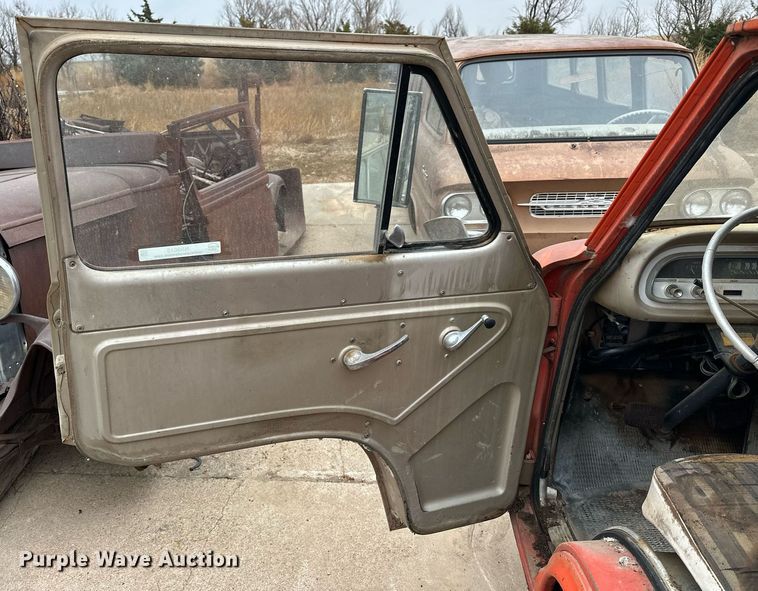 image for item NS9015 1964 Chevrolet Greenbrier  van