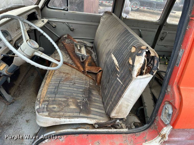 image for item NS9015 1964 Chevrolet Greenbrier  van