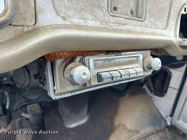 image for item NS9015 1964 Chevrolet Greenbrier  van