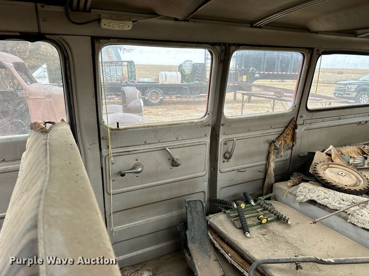 image for item NS9015 1964 Chevrolet Greenbrier  van