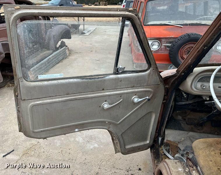 image for item NS9016 1964 Chevrolet Greenbrier  van