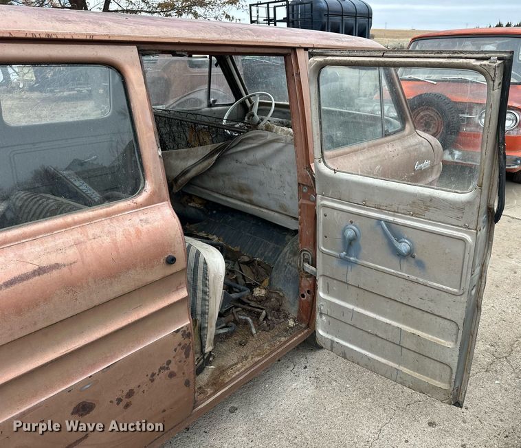 image for item NS9016 1964 Chevrolet Greenbrier  van