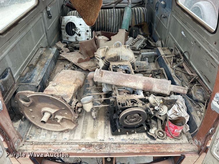 image for item NS9016 1964 Chevrolet Greenbrier  van