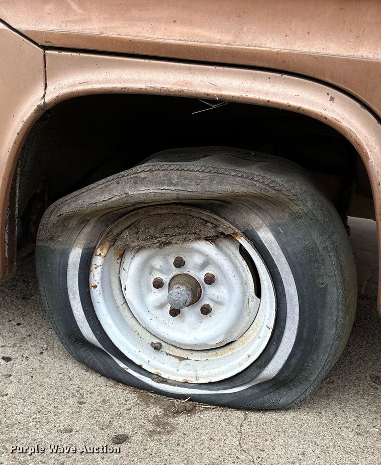 image for item NS9016 1964 Chevrolet Greenbrier  van