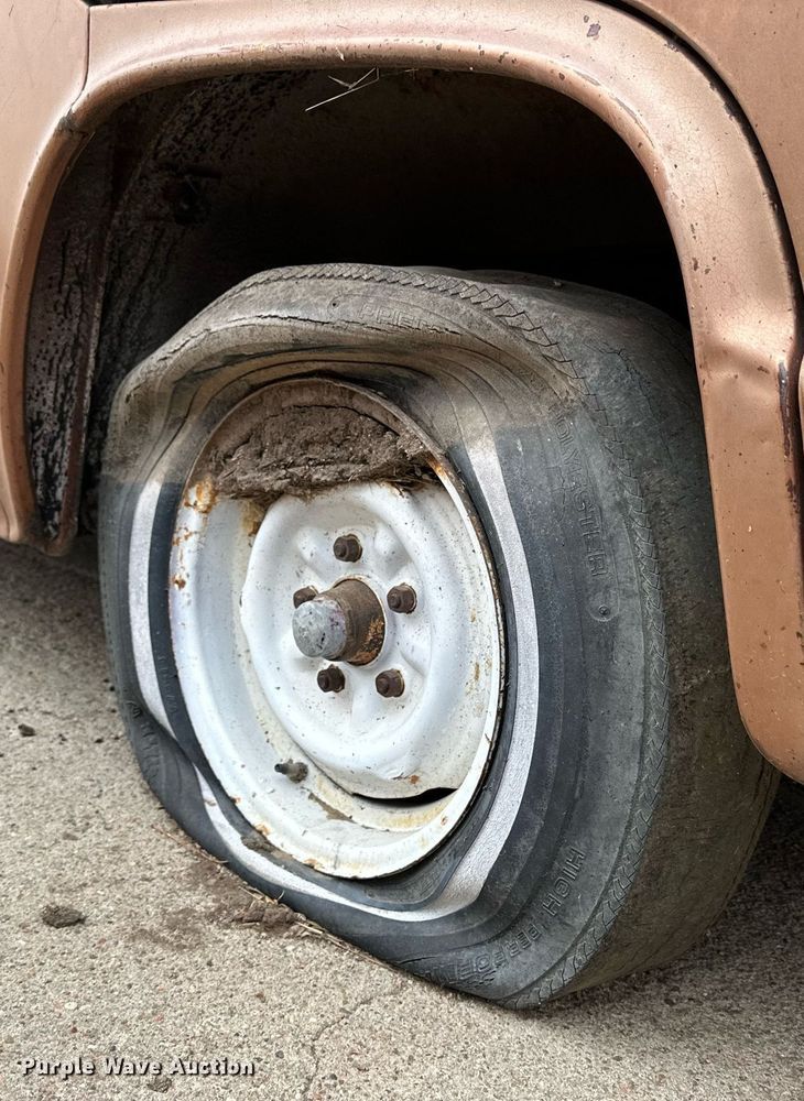 image for item NS9016 1964 Chevrolet Greenbrier  van