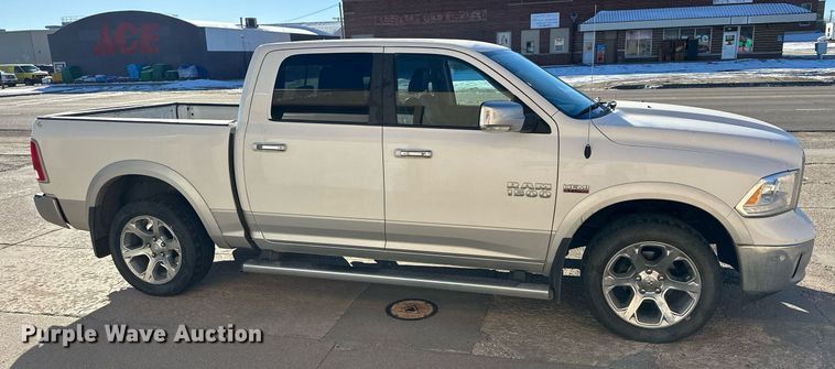 image for item NS9039 2016 Dodge Ram 1500 Laramie  Crew Cab pickup truck