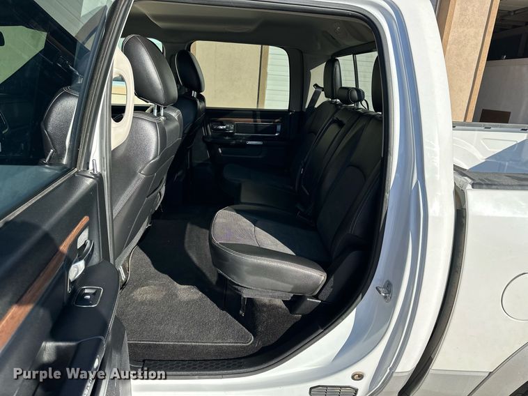 image for item NS9039 2016 Dodge Ram 1500 Laramie  Crew Cab pickup truck