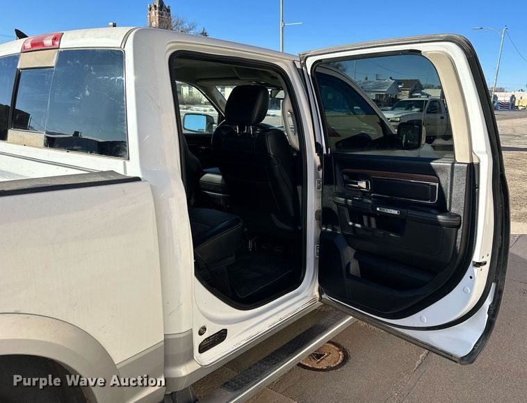 image for item NS9039 2016 Dodge Ram 1500 Laramie  Crew Cab pickup truck