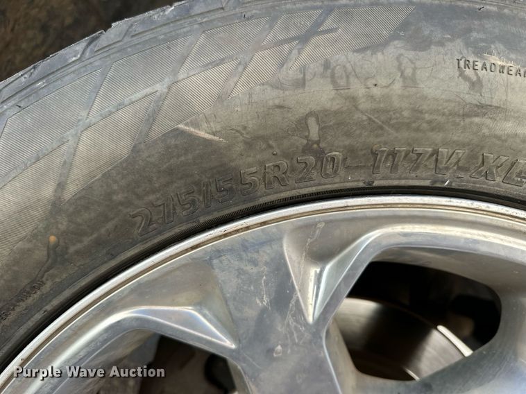 image for item NS9039 2016 Dodge Ram 1500 Laramie  Crew Cab pickup truck