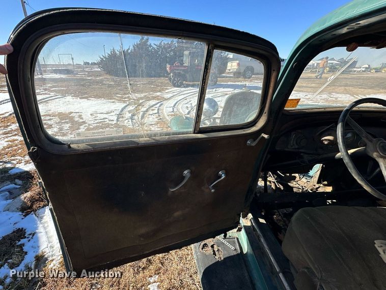 image for item NS9046 1933 Chevrolet  coupe