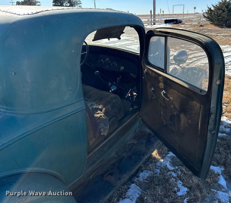 image for item NS9046 1933 Chevrolet  coupe