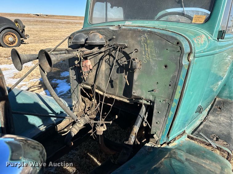 image for item NS9046 1933 Chevrolet  coupe