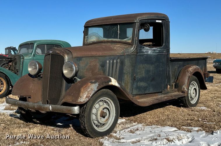 image for item NS9047 1933 Chevrolet  pickup truck