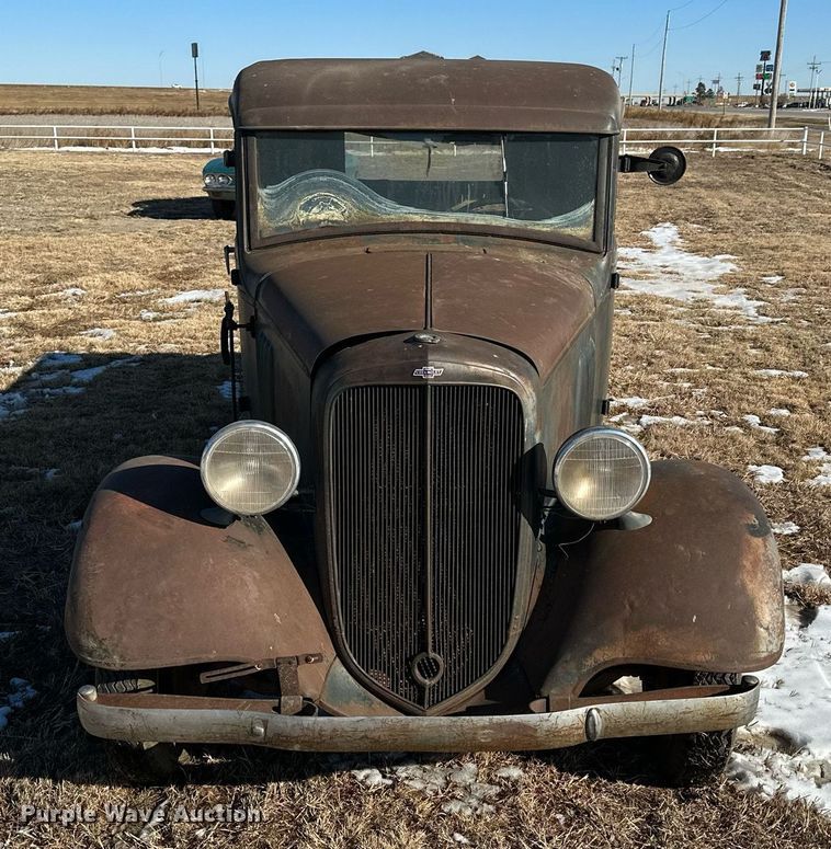 image for item NS9047 1933 Chevrolet  pickup truck