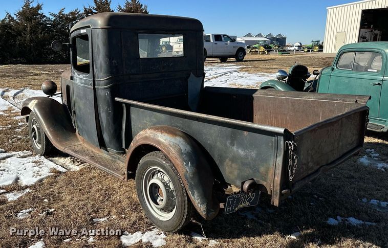 image for item NS9047 1933 Chevrolet  pickup truck