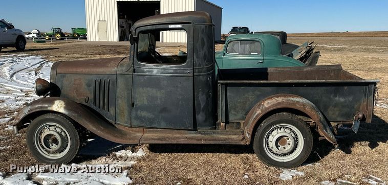 image for item NS9047 1933 Chevrolet  pickup truck