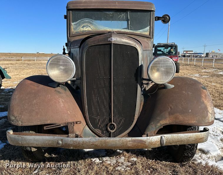 image for item NS9047 1933 Chevrolet  pickup truck