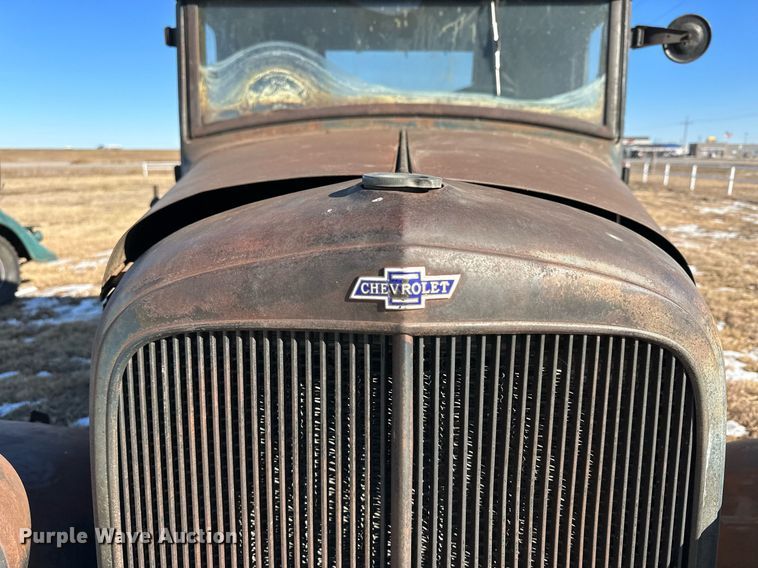 image for item NS9047 1933 Chevrolet  pickup truck