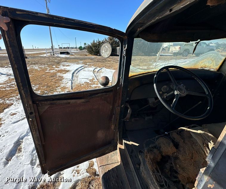 image for item NS9047 1933 Chevrolet  pickup truck