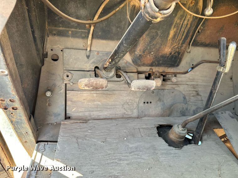 image for item NS9047 1933 Chevrolet  pickup truck