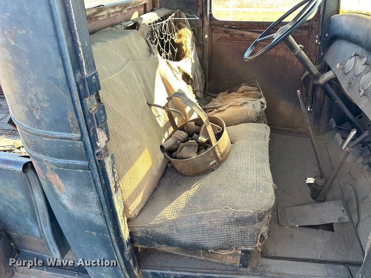 image for item NS9047 1933 Chevrolet  pickup truck