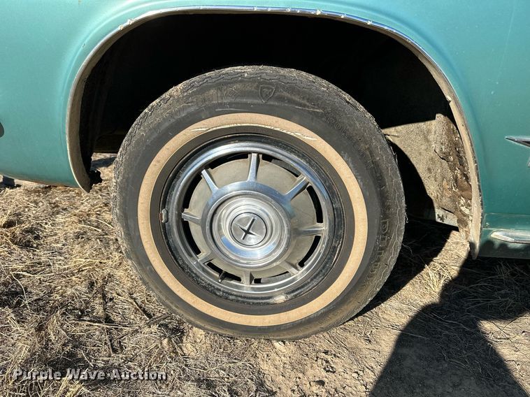 image for item NS9051 1966 Chevrolet Corvair Monza  sedan