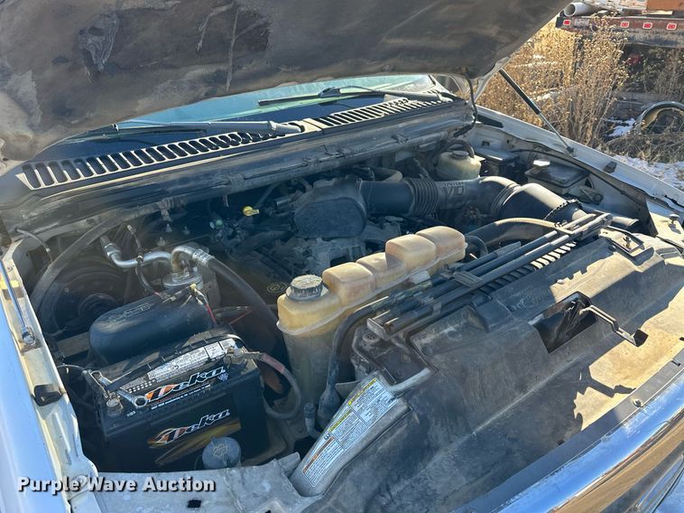 image for item NS9055 1999 Ford F450 Super Duty XLT  Crew Cab utility / service truck