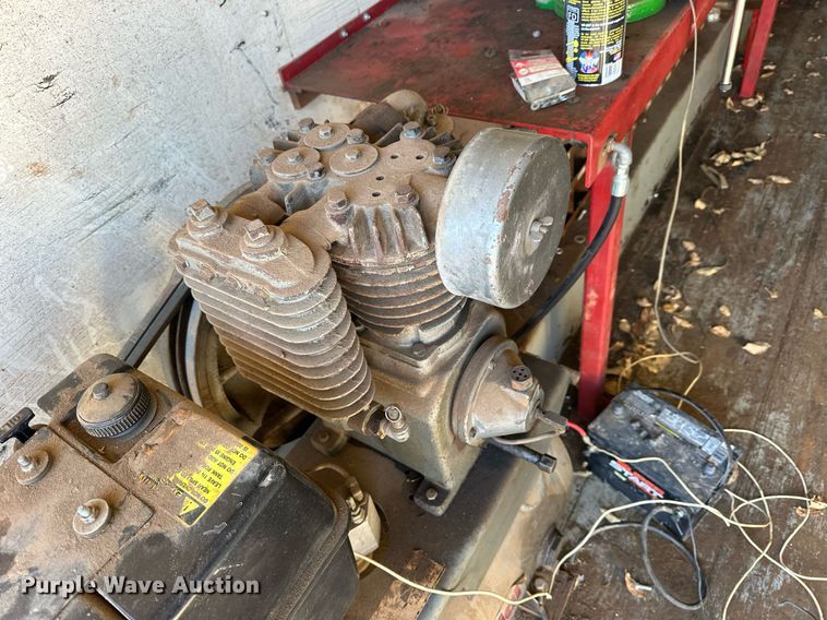 image for item NS9057 1977 Shop built  enclosed cargo trailer