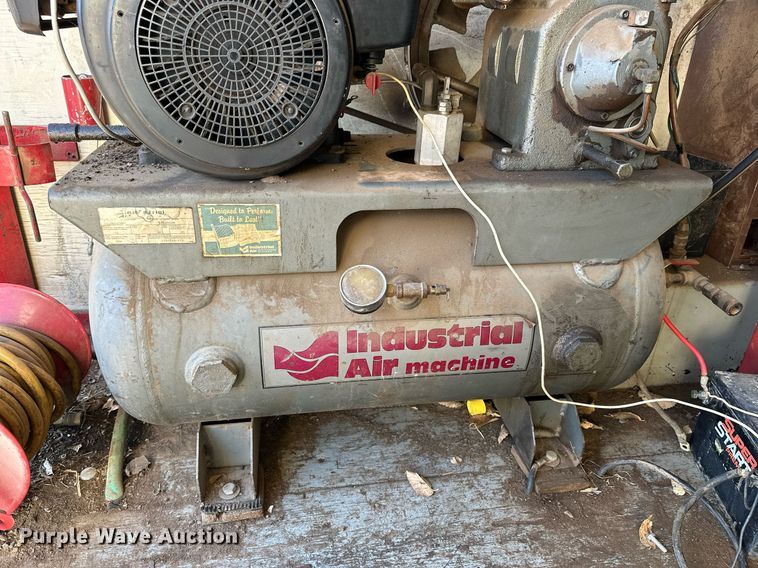 image for item NS9057 1977 Shop built  enclosed cargo trailer