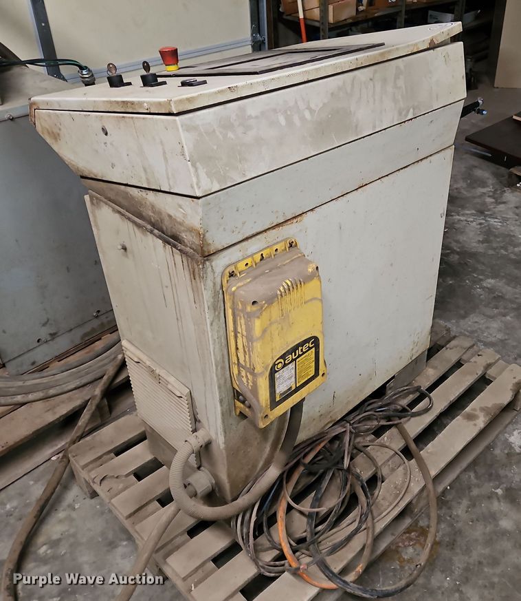 image for item NZ9096 2013 Ficep Excalibur 12  CNC machine