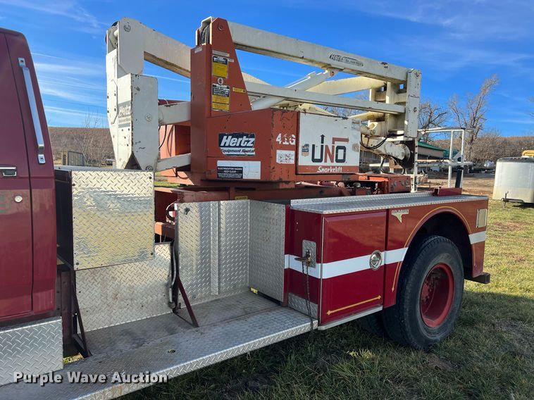 image for item OA9232 1985 Ford F750  bucket truck