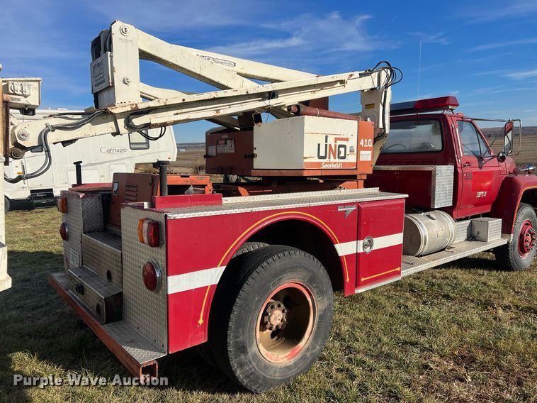 image for item OA9232 1985 Ford F750  bucket truck