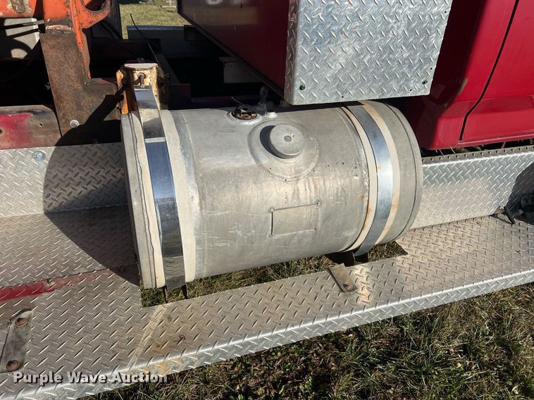 image for item OA9232 1985 Ford F750  bucket truck