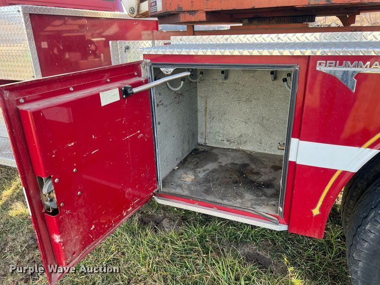 image for item OA9232 1985 Ford F750  bucket truck