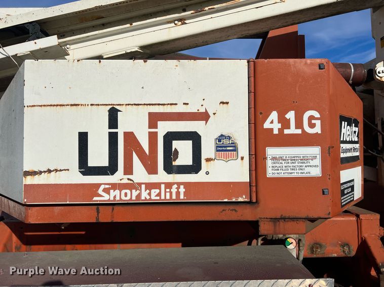 image for item OA9232 1985 Ford F750  bucket truck