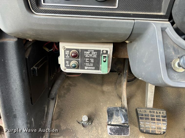 image for item OA9232 1985 Ford F750  bucket truck