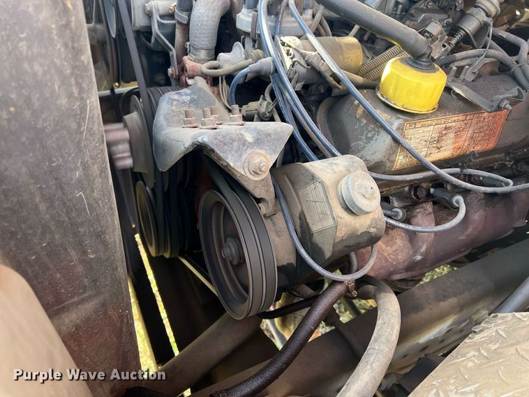 image for item OA9232 1985 Ford F750  bucket truck