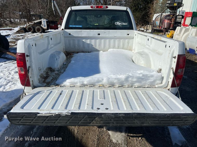 image for item OA9244 2013 Chevrolet Silverado 1500  Ext. Cab pickup truck