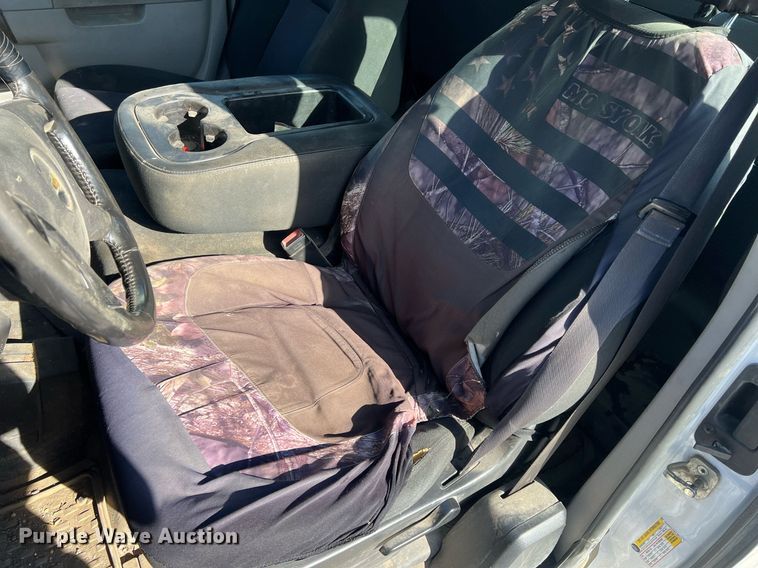 image for item OA9244 2013 Chevrolet Silverado 1500  Ext. Cab pickup truck