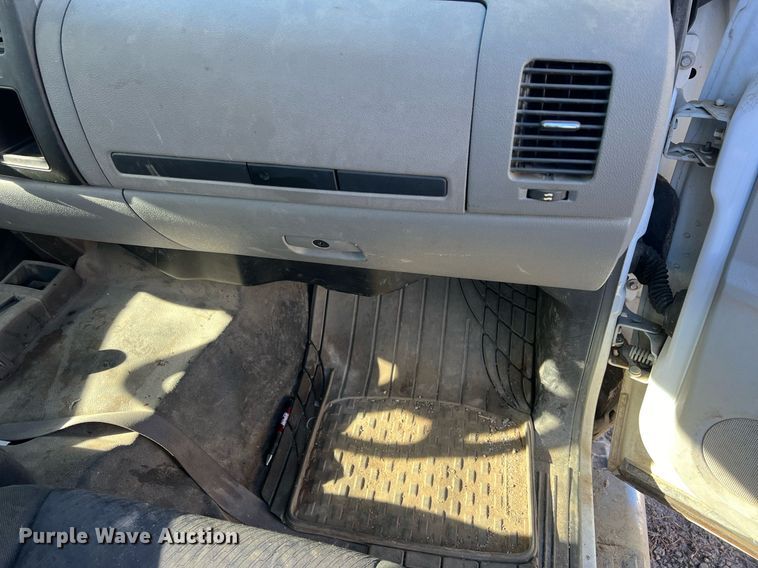 image for item OA9244 2013 Chevrolet Silverado 1500  Ext. Cab pickup truck